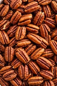 – Pecan – Pecan Tree – Pecan Nut – Carya illinoinensisمن أسمائها المتداولة: البيكان – شجرة البيكان – جوز البيكان – جوز البقان