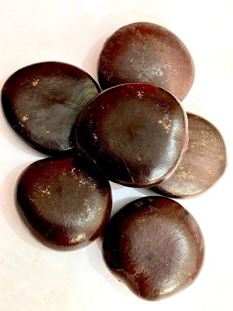 – Tamarind – Tamarind Treeمن أسمائها المتداولة: تمر هندي – تمر هندي أفريقي